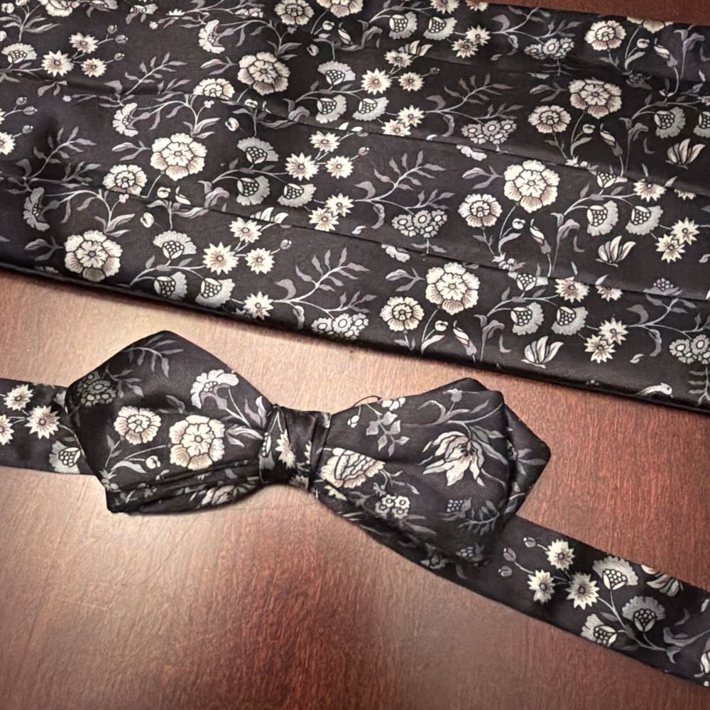 Valentino Cravatte Black Floral Silk Cummerbund Bow Tie Set Tuxedo Italy